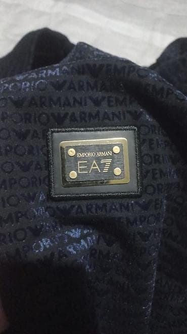 спортивный костюм армани мужской: Мужской спортивный костюм, Emporio Armani 7, Новый, цвет - Черный, Самовывоз — 1