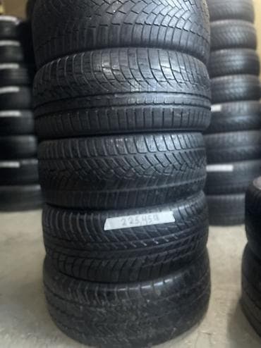 Комплект автомобильных шин 225/45 R18 - Размер: 225/45 R18
