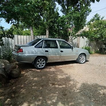 Chevrolet Nexia: 2008 г., Бензин, Седан — 2