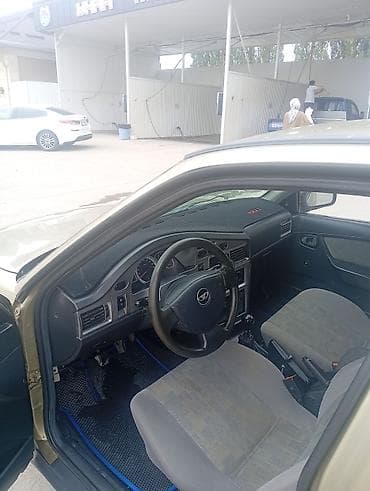 Транспорт: Daewoo Nexia: 2010 г., 1.6 л, Кол менен иштөөчү, Бензин, Седан — 3