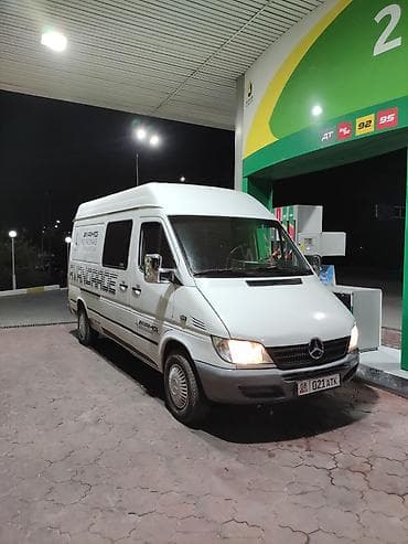 мусора вывоз: Mercedes-Benz Спринтер: 2000 г., 2.2 л, Механика, Дизель — 4