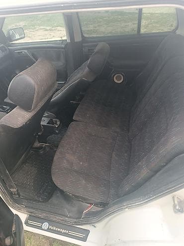 домик машина: Volkswagen Golf: 1993 г., 1.6 л, Ручные, Бензин, Хэтчбэк — 8
