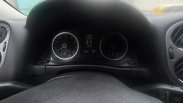 катафоты: Volkswagen Tiguan: 2011 г., 2 л, Автомат, Бензин, Кроссовер — 6