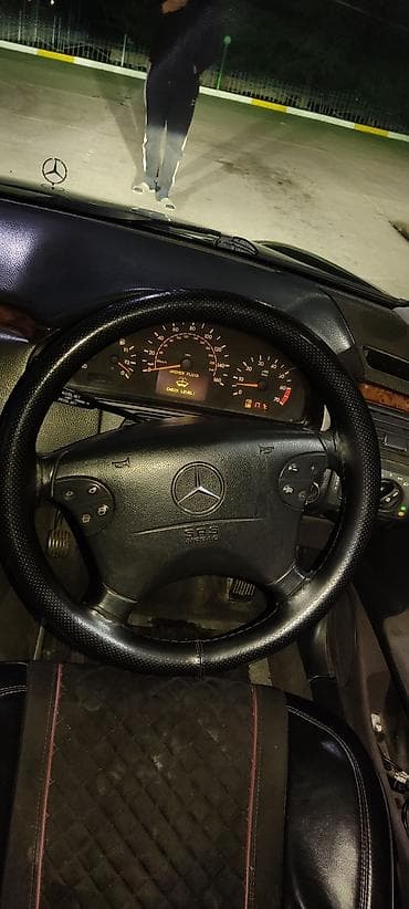салон на мерс: Mercedes-Benz E-Class: 2002 г., 2 л, Автомат, Бензин, Седан — 5