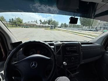 Транспорт: Mercedes-Benz Спринтер: 2010 г., 3.2 л, Автомат, Дизель, Фургон — 6