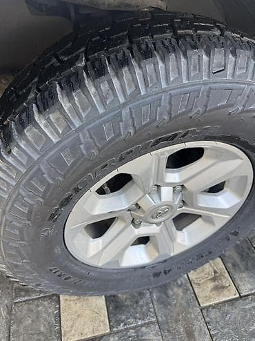 q 7: Toyota 4Runner: 2021 г., 4 л, Типтроник, Бензин, Внедорожник — 10