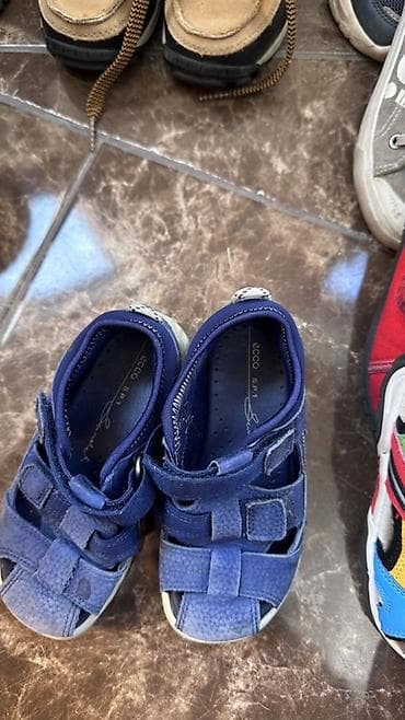 Игрушки: Детская обувь — большой выбор пар - Размеры: 23, 25, 26, 27 — 4