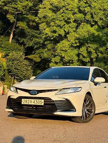 corolla e120: Toyota Camry: 2021 г., 2.5 л, Автомат, Гибрид, Седан — 10