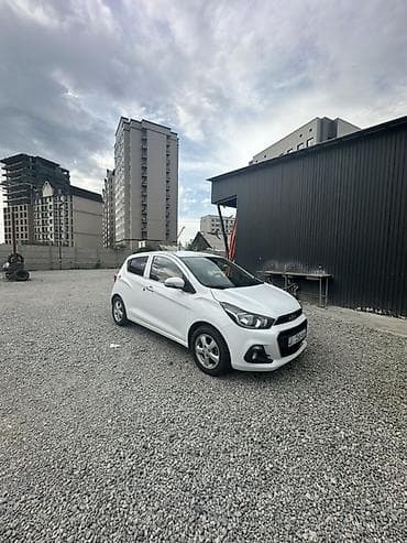 Chevrolet Spark: 2017 г., 1 л, Вариатор, Бензин, Хэтчбэк — 10