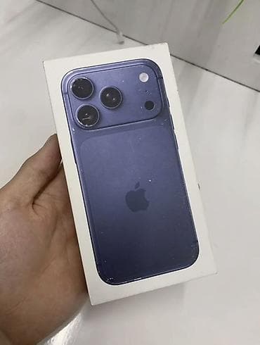 iphone 19: IPhone 17 Pro, Новый, 512 ГБ, Синий, Наушники, Зарядное устройство, Защитное стекло, В рассрочку, 100 % — 7