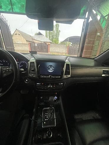 дамкрат авто: Ssangyong Rexton: 2018 г., Внедорожник — 6