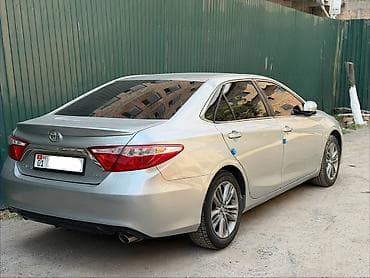 Toyota Camry: 2017 г., 2.5 л, Автомат, Бензин, Седан — 4