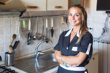 аренда под офис: Требуется Администратор: Менее года опыта, Оплата Дважды в месяц — 3