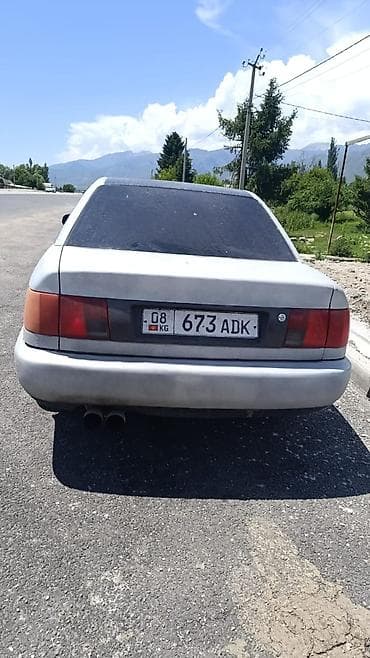 Audi 100: 1991 г., 2 л, Автомат, Бензин, Седан — 3