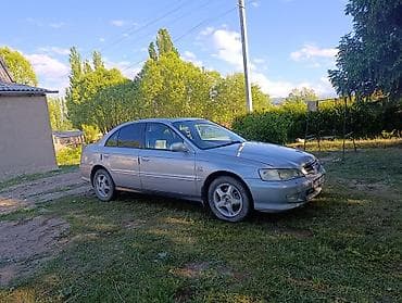 step 2: Honda Accord: 2002 г., Автомат, Седан — 5