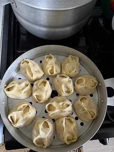 Акшактар, ун, шекер: Домашние манты ручной лепки Принимаю заказ на ИФТАР - Тесто тонкое — 1