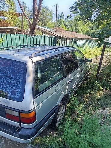 Volkswagen Passat: 1992 г., 1.8 л, Кол менен иштөөчү, Универсал — 5