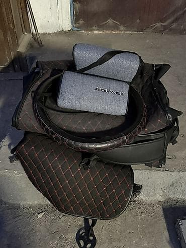 сиденья авто: Чехлы цвет - Черный, Toyota, Б/у — 1