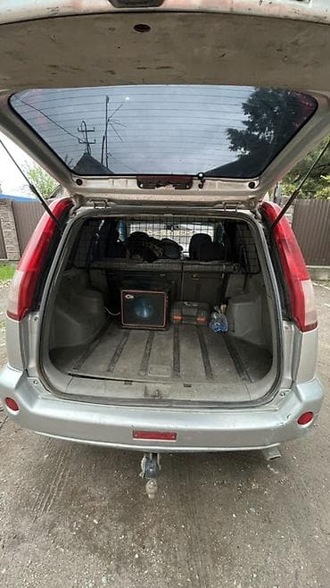 подлокотник аутбек: Nissan X-Trail: 2004 г., 2 л, Механика, Бензин, Кроссовер — 5