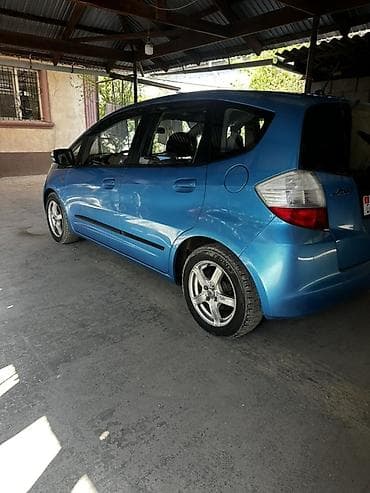 дверные карты фит: Honda Jazz: 2010 г., 1.4 л, Ручные, Бензин, Хэтчбэк — 4