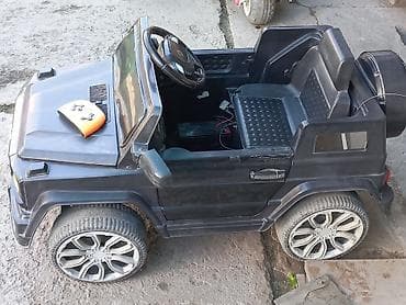 fidget cube: Детский электрокар, Б/у — 2