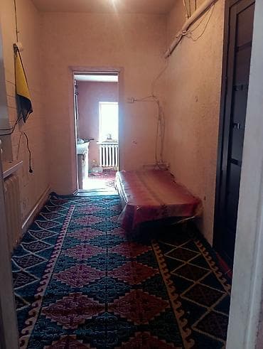 недвижимость квартиры: Продаётся дом на одном участке: 2 отдельных дома + времянка — 8