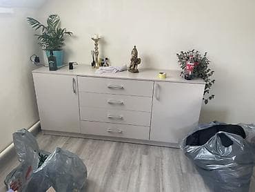 Спальные гарнитуры: Спальный гарнитур в современном стиле, цвет светло‑серый (нейтральный — 2