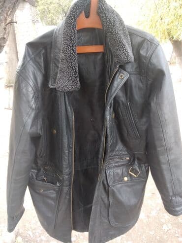 чачы casio: Продаю чистую кожаную куртку с поясом.состочние отличное.цена2500в — 2