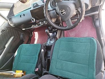 honda fit в рассрочку: Honda Fit: 2002 г., 1.3 л, Вариатор, Бензин, Хэтчбэк — 9