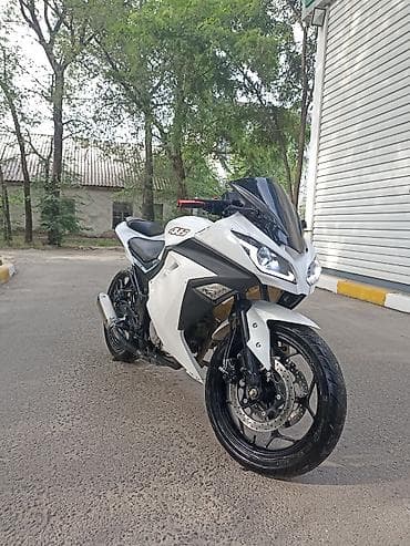 мотоцыкл хонда: Спортбайк Yamaha, 300 куб. см, Бензин, Взрослый, Б/у — 1