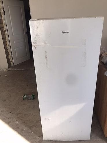 бутылки легенда: Холодильник Biryusa, Однокамерный, De frost (капельный) — 1