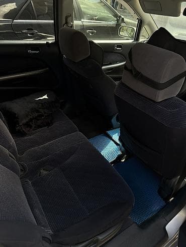 nissan note e11: Honda Stream: 2002 г., 2 л, Автомат, Бензин, Минивэн — 8