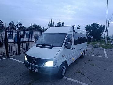 2 куб: Mercedes-Benz Спринтер: 2004 г., 2.9 л, Механика, Дизель, Бус — 3