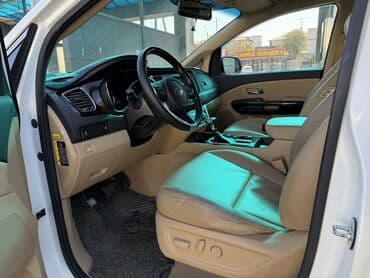 обмен на частный дом: Kia Carnival: 2018 г., 2.2 л, Типтроник, Дизель, Минивэн — 8