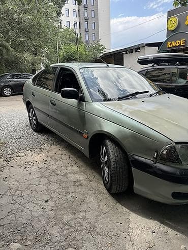 corolla e120: Toyota Avensis: 2003 г., 1.8 л, Автомат, Бензин, Лифтбек — 3