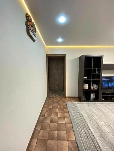 3: 3 комнаты, 58 м², 4 мкр 104 серия, 1 этаж, Евроремонт — 3