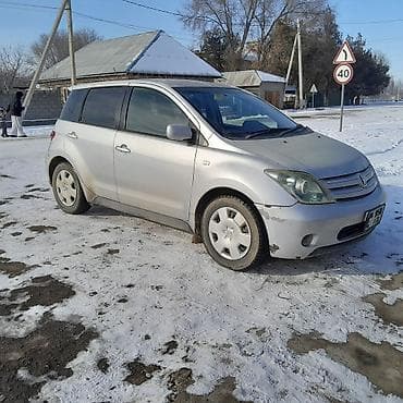 тойота малолітражка: Toyota ist: 2003 г., 1.5 л, Автомат, Бензин, Хэтчбэк — 5