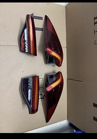 Комплект стоп-сигналов Toyota 2020 г., Б/у, Оригинал at lalafo.kg Комплект стоп-сигналов Toyota 2020 г., Б/у, Оригинал