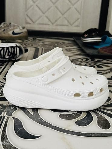 кроксы сапоги: Сабо, 38, Crocs, Б/у, цвет - Белый, Самовывоз — 1