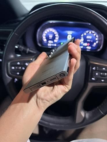 Техника жана электроника: Samsung Galaxy S23 Ultra, Колдонулган, 256 ГБ, түсү - Жашыл, eSIM — 4