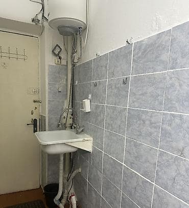 гостиничный: 1 комната, 12 м², Ата-Тюрк парк Гостиничный тип, 1 этаж, Косметический ремонт — 4