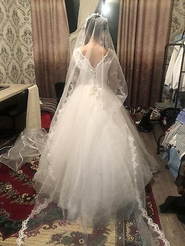 самые пышные свадебные платья: Свадебное платье с фатой - Силуэт: пышный (ball gown), многослойная — 6