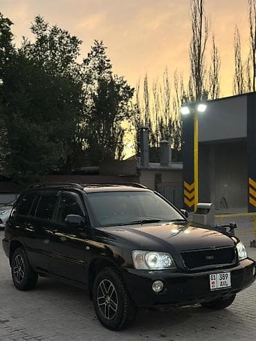 Toyota Highlander: 2001 г., 3 л, Автомат, Бензин, Кроссовер