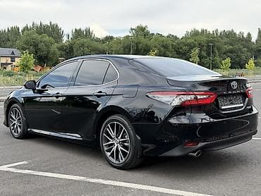 e2 byd: Toyota Camry: 2023 г., 2.5 л, Автомат, Гибрид, Седан — 9