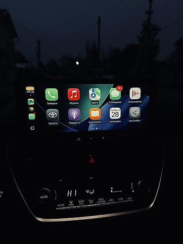 honda corolla: Toyota Corolla: 2023 г., 1.8 л, Автомат, Гибрид, Седан — 8