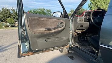 Daewoo Nexia: 2005 г., 1.5 л, Механика, Бензин, Седан — 8