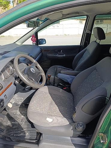 mini ev: Volkswagen Sharan: 2001 г., 2 л, Механика, Бензин, Минивэн — 8