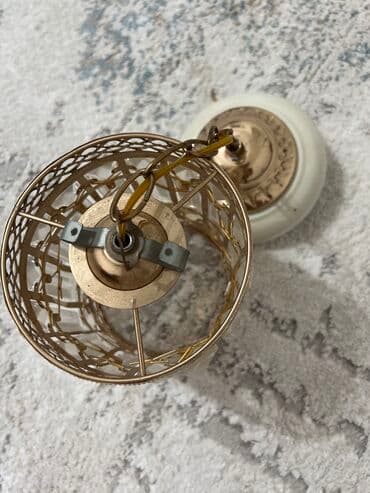 продам люстру: Люстра плафон в отличном состоянии. Подойдет в небольшую комнату 999 — 2