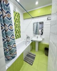 аренда домов посуточно: 2 комнаты, Агентство недвижимости, Без подселения, С мебелью полностью — 1