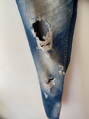 срочно продаю в связи с переездом: Стильные рваные джинсы р.27 от французского бренда, мягкие и очень — 6